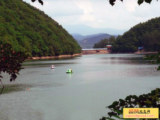 青山湖风景区