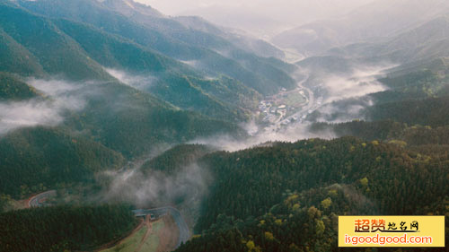 三宝国际瓷谷景区