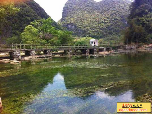 靖西龙潭鹅泉水利风景区