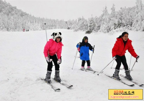 玉舍国家森林公园滑雪场