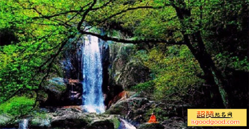 石梁飞瀑景区
