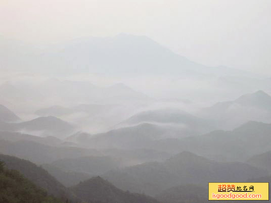 赤壁葛仙山