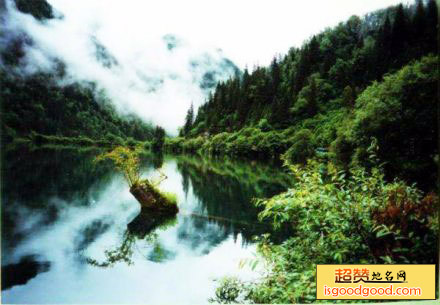 犀牛神湖