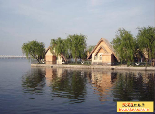 青云湖休闲度假乐园